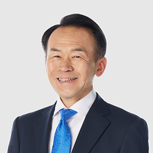 portrait of Osamu Fujikawa
