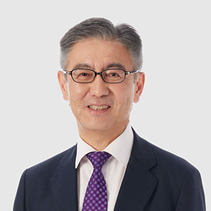 portrait of Suhun Yun