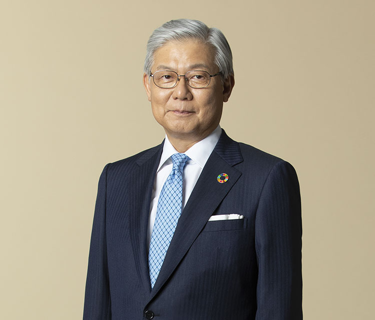新野 隆